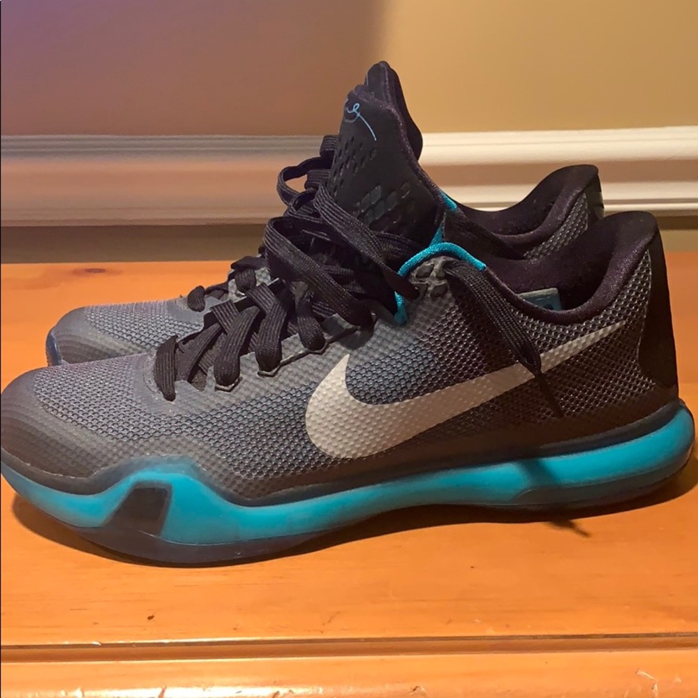 Nike Kobe X